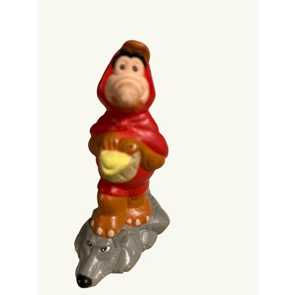 Wendy's ALF Little Red Riding Hood Figurine 1990 Collectible - Picture 1 of 10